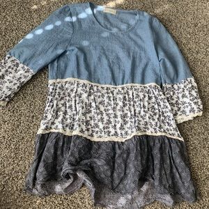 chambray patch top
